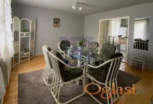 Prodaje se prostrana,porodicna kuca u Backoj Palanci