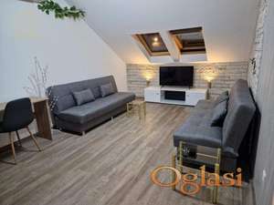 Izdaje se dvosoban stan kod Sajma