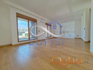 Novi Sad, Cara Dušana - Luksuzan petosoban stan ID#1082