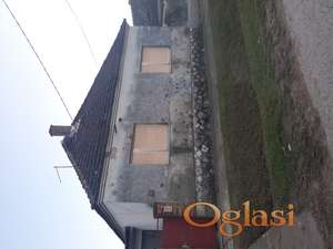 Prodajem kuće u Markušici, Balkanska 1