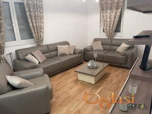 <p>LUX DVOSOBAN STAN, KEJ GARDEN RESIDENCE, PODBARA