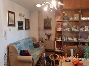 Nudimo vam fenomenalan stan u glavnoj ulici   Petrovaradina