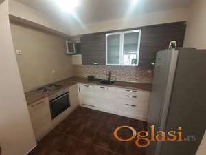 BULEVAR DVOIPOSOBAN STAN 500E