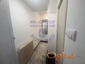 Odlicna garsonnjera u ponudi!  571018