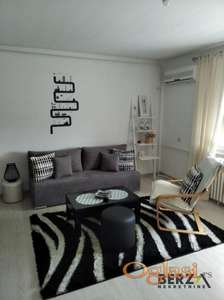 IZDAJE SE MODERAN NAMEŠTEN STAN NA BULEVARU, NOVI SAD