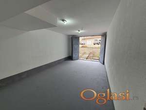 Novi Sad - Grbavica - Tolstojeva - garaža - odmah dostupno - 100 eura