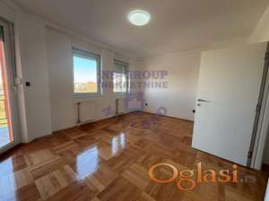 Dvosoban stan na Novom Naselju