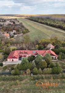 Kuća u Bečeju 481m pored Tise plac 8040m TOP ponuda uknjizeno