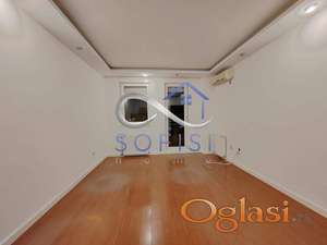 Novi Sad, Ul. Braće Ribnikar - Kancelarijski prostor ID#1163