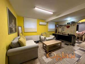 Prodaje se trosoban stan na Adamovi'evom naselju