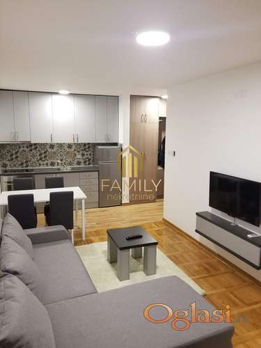 Jednoiposoban stan na Adamovićevom naselju - 38m²