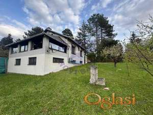 Spratna kuća, 93m2, Sremska Kamenica