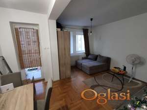  NAMEŠTENA GARSONJERA NA BULEVARU OSLOBOĐENJA