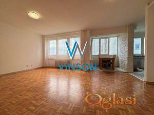 Novi Sad, Bulevar oslobođenja - Uknjižen dvosoban stan ID#1001195