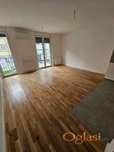 ~~~ PRELEP trosoban stan kod KEJA ~~~