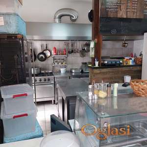 CENTAR UKNJIZEN LOKAL  SAMO KOD NAS!!! prometna ulica!!! CENA DOGOVOR!