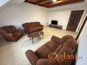 Trosoban stan površine 70m2 na Adicama