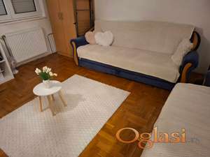Odlična garsonjera  u strogom centru grada