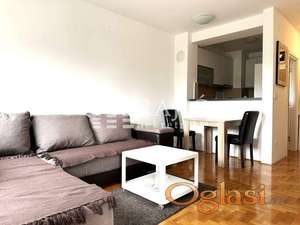 Izdato!Novi Beograd,(Blok 72),41m2+terasa #3989