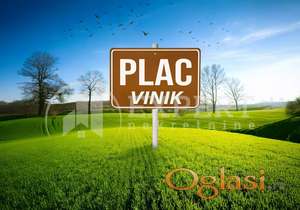 Na prodaju plac na Viniku 1411m2, 10m od asfaltnog puta