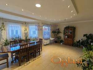 Odlicna nova kuca na Veternickoj rampi!