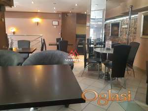 Ulični lokal - 84m2 - Adamovićevo Naselje