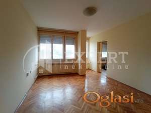 Izdaje se nenamešten stan kao poslovni prostor kod Delta Planeta, 43m2