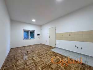 Odlična ponuda! Kompletno sređena garsonjera u Petrovaradinu