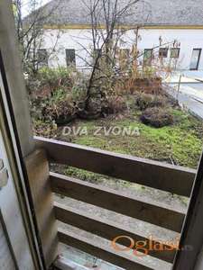 Novija kuća od 300 m2 na prodaju-povoljno