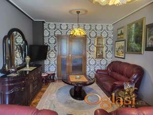 Fantastičan četvorosoban stan na Novom Naselju!