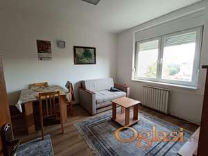 NOVI SAD - ZELEZNICKA STANICA - 29m2 - 250 evra