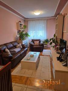 DVOSOBAN ODLIČAN STAN U HADŽI RUVIMOVOJ