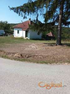 Lučani, selo Rti, 30m2, plus 3 ha polj.zemljišta ID#1676