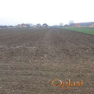 Zemljište u Begeču!