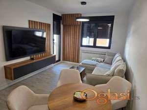 Extra sredjen potpuno nov NIKO nije ziveo!