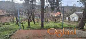 Odlična vikendica u starim Ledincima