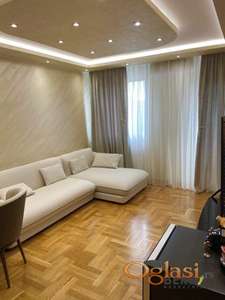  LUX DVOIPOSOBAN STAN KOD LIMANA 5 