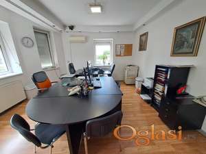 Kancelarije 48 m2 na odličnoj lokaciji, Zemun