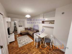 Kompletno namešten stan, odvojena kuhinja, Socijalno!