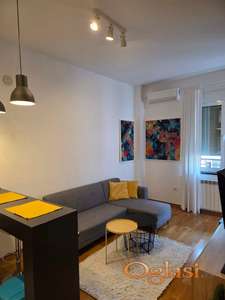 Jednoiposoban, kompletno opremljen stan, Aleksandar zgrada, Bulevar oslobođenja