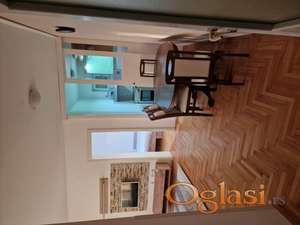 Namešten dvoiposoban Bulevar Evrope