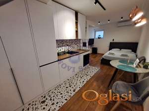 Trosoban stan u Centru, 50m2