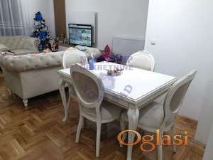 Fantastičan troiposoban stan na Klisi, 80m2!