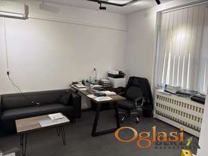 PROSTRAN TROSOBAN POSLOVNI PROSTOR U STAROM GRADU