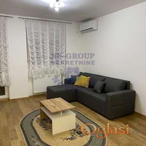 Izdaje se lepa, nova, nameštena garsonjera na Bulevaru Patrijarha Pavla