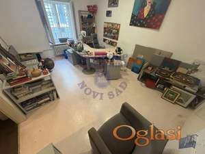 Cetvorosoban u centru grada!