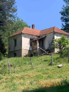 Prodajem dve kuce Pepeljevac-Lajkovac