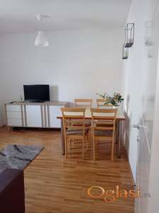 Troiposoban stan u urbanoj vili - Somborska rampa