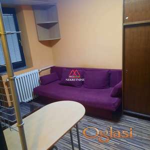 Garsonjera - 22m2 - Centar