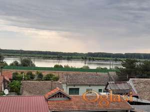Sremski Karlovci - porodična kuća sa pogledom na Dunav